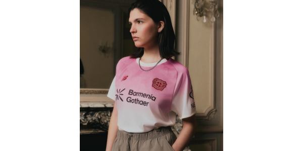 Bayer 04 Leverkusen seizoen 2025-26 uit voetbalshirts